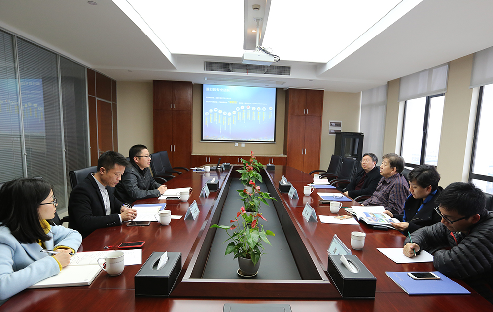 中國環(huán)保產業(yè)協(xié)會領導蒞臨太陽成集團tyc環(huán)境參觀指導